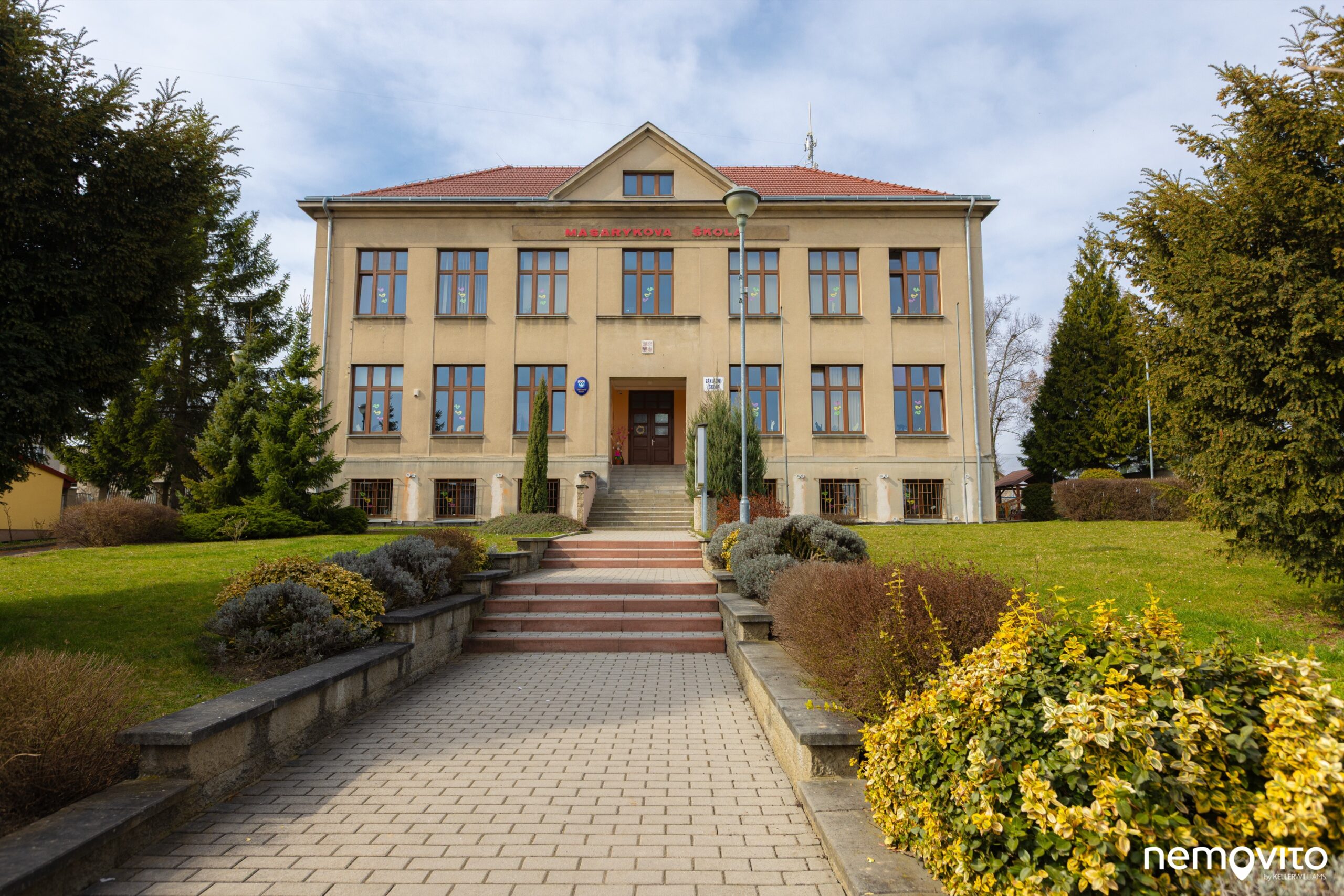 Jeneč 2